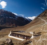 Unikátní český projekt Sluneční školy v Malém Tibetu (surya.cz)